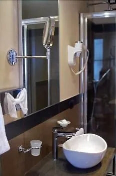 Caravel Hotel Rome