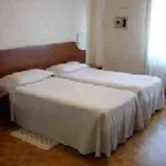 Caravel Hotell 4*