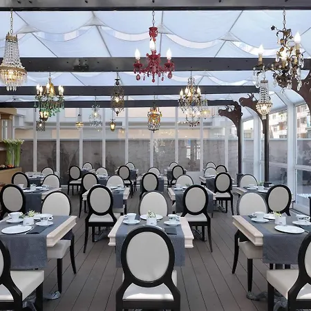 Caravel 4* Rom