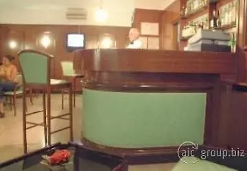 Caravel מלון 4*
