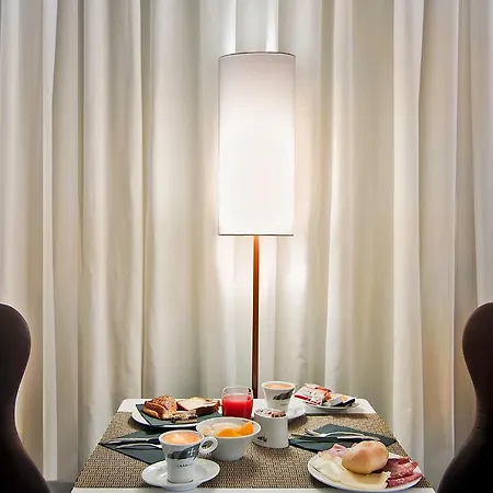Hotel Caravel 4*