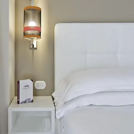 Caravel Hotel