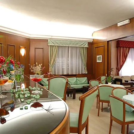 Hotel Caravel