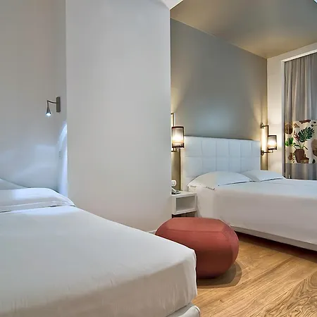 Hotel Caravel 4*