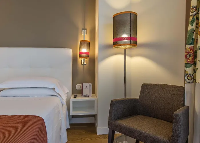 Ξενοδοχείο Caravel 4*